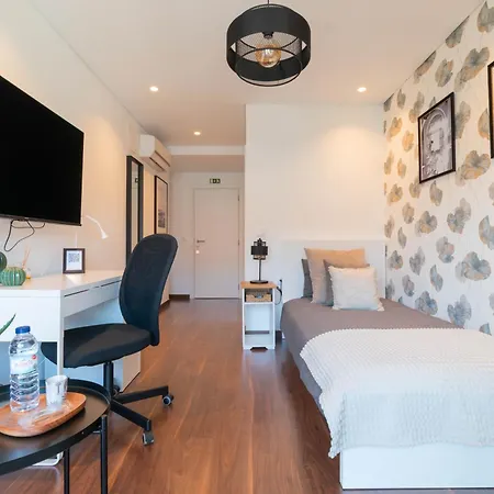 Gasthuis 7min To Uni Se-velha - Ac - Work Desk - 300mbs Wifi - 7